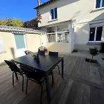 펜션 Charming House With Terrace 5 Min De La Gare *