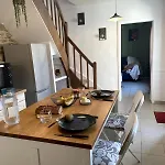 Charming House With Terrace 5 Min De La Gare *