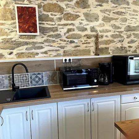 Charming House With Terrace 5 Min De La Gare