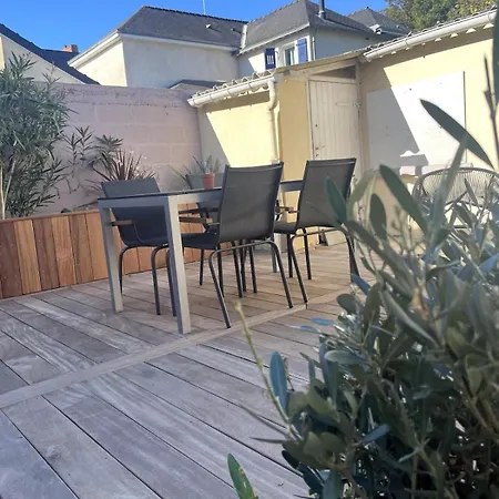 펜션 Charming House With Terrace 5 Min De La Gare