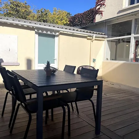 Charming House With Terrace 5 Min De La Gare Laval (Mayenne)