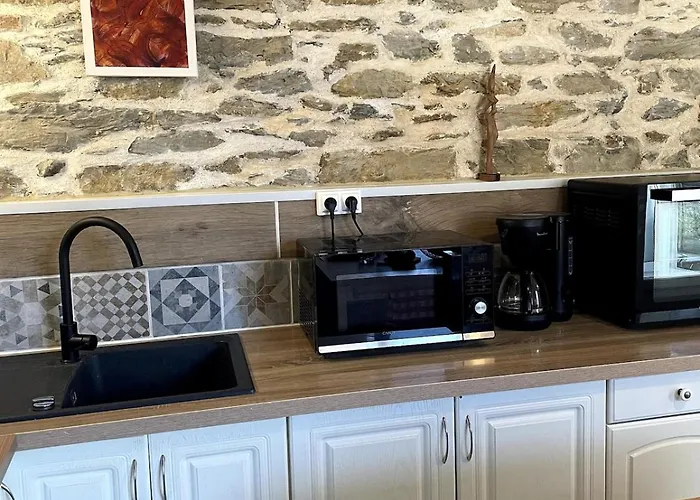 Charming House With Terrace