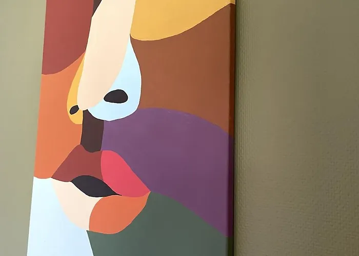 Charming House With Terrace * לאבאל