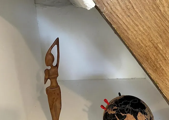 בית נופש Charming House With Terrace *